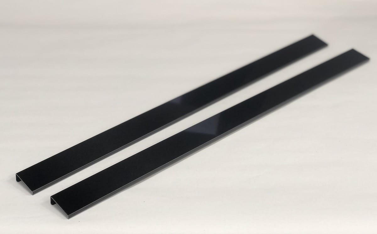 Φινίρισμα (black trim) από μαύρο αλουμίνιο για ράφι w88/120/180 | 2 Τεμάχια